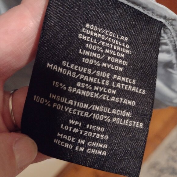 Long sleeve lightweight jacket - Picture 2 of 4